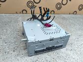 Radio / CD-Player / DVD-Player / Navigation