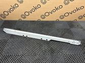 Autres pièces compartiment moteur