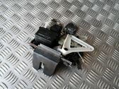 Tailgate/trunk/boot lock/catch/latch