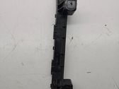 Rear bumper mounting bracket