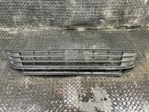 Grille inférieure de pare-chocs avant