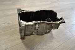 Mercedes-Benz A W176 Oil sump 111108942R 