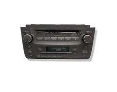 Radio / CD/DVD atskaņotājs / navigācija