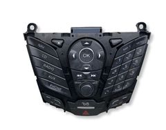 Radio / CD/DVD atskaņotājs / navigācija
