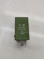 BMW 7 E32 Other relay 1378302
