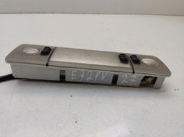 BMW 7 E32 Illuminazione sedili anteriori 1374427