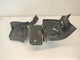 BMW 3 E36 Staffa di montaggio del radiatore 81712999