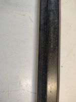 BMW 3 E30 Rivestimento della portiera anteriore (modanatura) 1952883