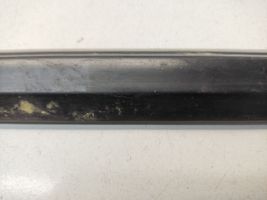 BMW 3 E30 Rivestimento portiera posteriore (modanatura) 1952895