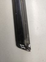 BMW 3 E30 Rivestimento portiera posteriore (modanatura) 1952895