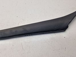 BMW 3 E30 Rivestimento montante (A) 1884375