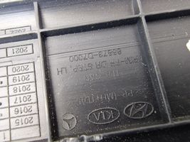 Hyundai Tucson TL Etuoven kynnyksen suojalista 85873D7000