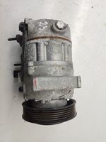 Hyundai Tucson TL Ilmastointilaitteen kompressorin pumppu (A/C) 97701D7000