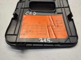 KIA Ceed Fuse box cover 84753J7000