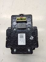 Hyundai Kona I Commutateur / bouton de changement de vitesse 467W0K4900