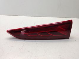 Hyundai Kona I Lampy tylnej klapy bagażnika 92404J9100