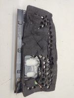 Mercedes-Benz R W251 Panelės apdailos skydas (apatinis) A2516801139