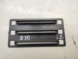 BMW 3 E30 Console centrale, commande chauffage/clim 799171