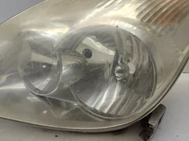 Toyota Corolla Verso E121 Lampa przednia 9922679004