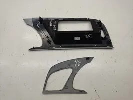 Audi A5 8T 8F Mascherina unità principale autoradio/GPS 8T2857185