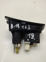 BMW 1 E81 E87 Connettore plug in AUX 9110412