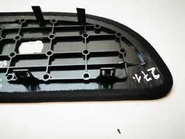 Mercedes-Benz CLS C219 Grille de plage arrière A2116900530