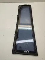 Land Rover Range Rover L322 Rear vent window glass 43R001582