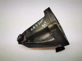 Mercedes-Benz S W221 Engine mounting bracket A6422230504