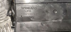 Volvo S60 Rejilla de ventilación central del panel 1302138