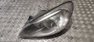 Volvo S60 Lampa przednia 31299996