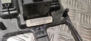 Jeep Grand Cherokee Voltage converter inverter 23207E