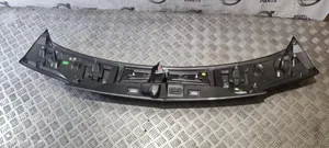 Maserati Levante Tailgate trim 670042733