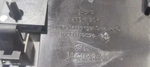 Jaguar XF X250 Kojelaudan sivutuuletussuuttimen kehys 8X23043C26