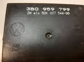 Volkswagen PASSAT B5 Mukavuusmoduuli 3B0959799