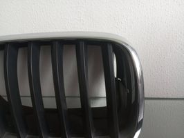 BMW X5 E70 Maskownica / Grill / Atrapa górna chłodnicy 7171396