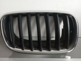 BMW X5 E70 Grille calandre supérieure de pare-chocs avant 7171396