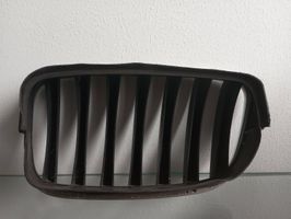 BMW X5 E70 Grille calandre supérieure de pare-chocs avant 7171396