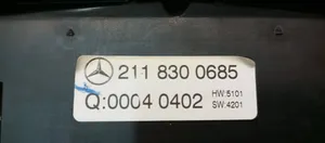 Mercedes-Benz E AMG W211 Ilmastoinnin ohjainlaite 2118300685