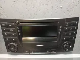 Mercedes-Benz E W211 Unità principale autoradio/CD/DVD/GPS A2118200979