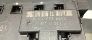 Mercedes-Benz C W203 Centralina/modulo portiere 2038205526