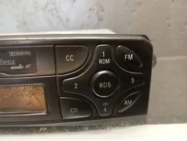 Mercedes-Benz C W203 Radio/CD/DVD/GPS-pääyksikkö A2038201586