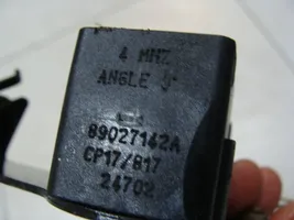 Citroen C8 Czujnik poziomowania świateł osi przedniej 89027142A