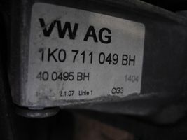 Volkswagen Golf V Vaihteenvalitsimen vaihtaja vaihdelaatikossa Array