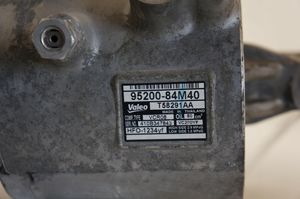 Suzuki Celerio Ilmastointilaitteen kompressorin pumppu (A/C) 95200-84M40