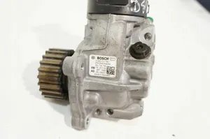 Skoda Superb B8 (3V) Pompe d'injection de carburant à haute pression 0445010790