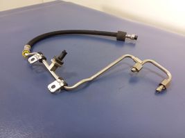 BMW M4 F82 F83 Tubo de alimentación del combustible 7848561