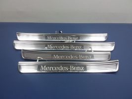 Mercedes-Benz S W222 Garniture de marche-pieds A2226805335