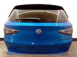 Alfa Romeo Stelvio Portellone posteriore/bagagliaio 01