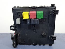 Opel Signum Fuse box set 93186630