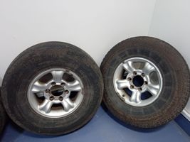 Nissan Terrano R17 alloy rim 01